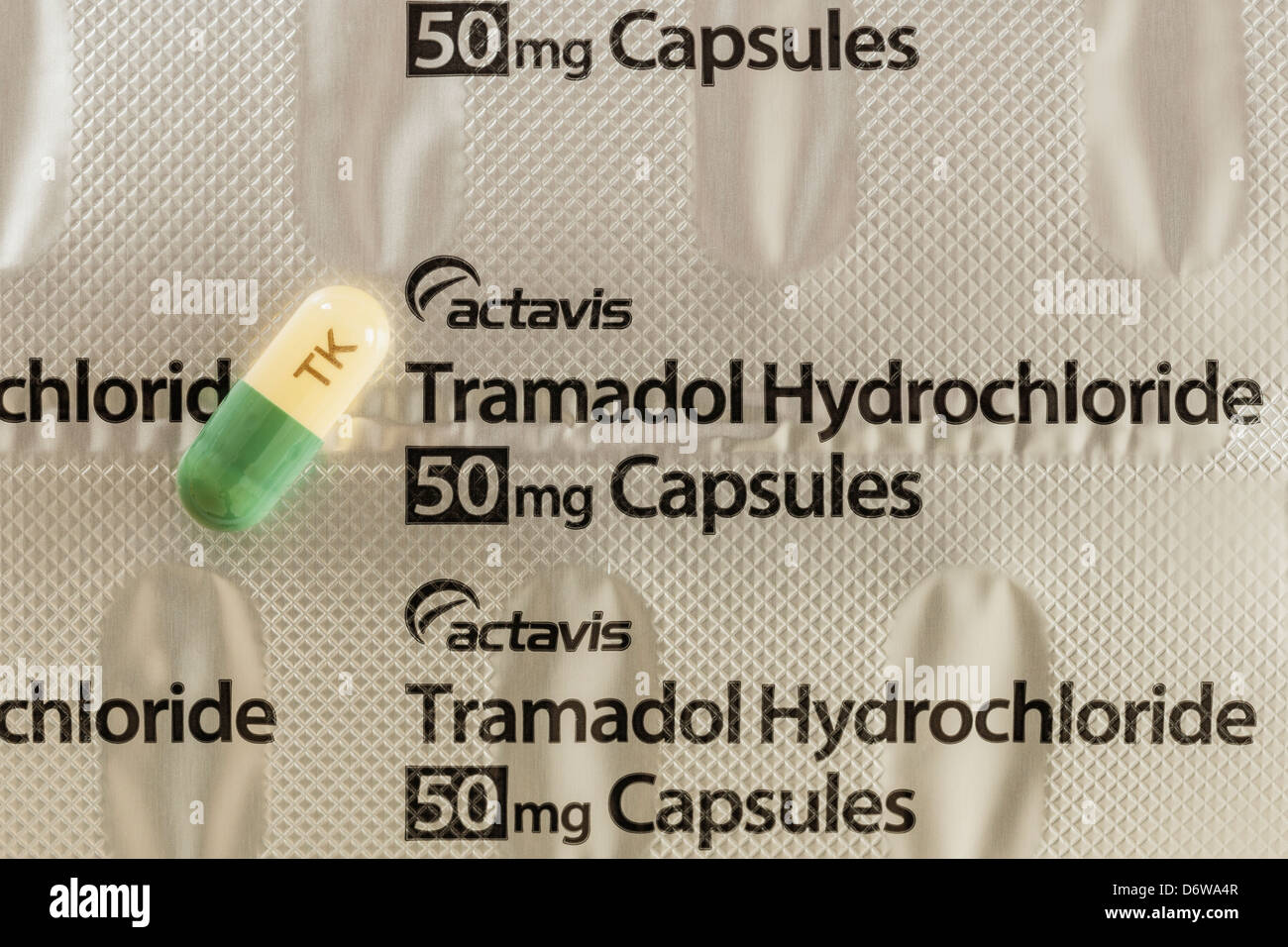 tramadol hydrochloride capsules ip 100mg
